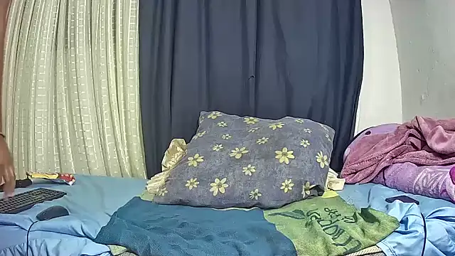 HottyBoobs5 online show from June 2026 11:38:02 PM