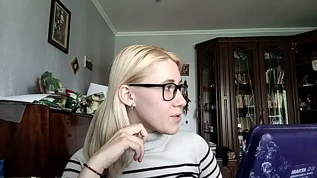 lolkabiolka online show from May 2026 07:38:02 AM