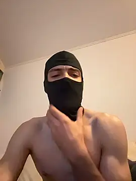 Snapshot of Z-man- chatting on May 2026 01:14:02 AM Z-man- online show from May 2026 01:14:02 AM