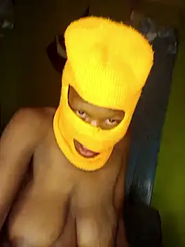 Snapshot of Milkyrealanalfuck chatting on May 2026 12:40:02 AM Milkyrealanalfuck online show from May 2026 12:40:02 AM