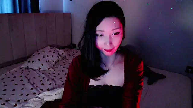 neverstoplovingme online show from May 2026 02:41:02 AM