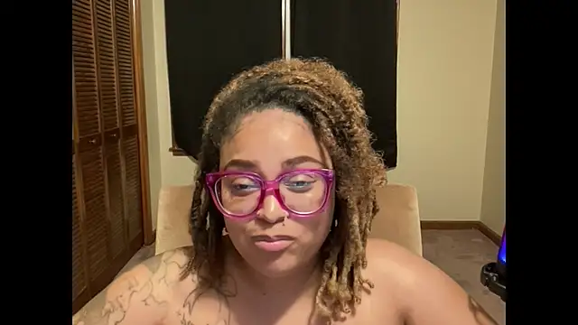 FaeAfterDark online show from June 2026 05:12:01 AM