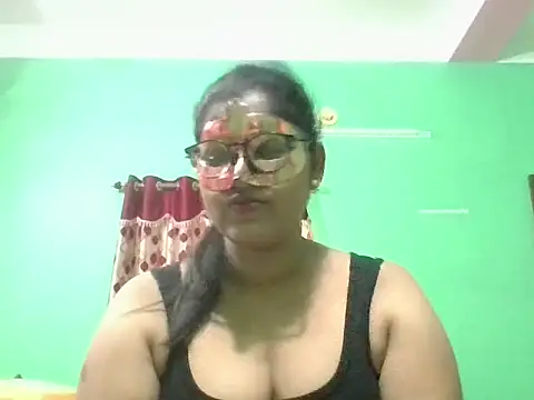 Snapshot of Kavya17 chatting on June 2026 05:55:02 AM Kavya17 online show from June 2026 05:55:02 AM