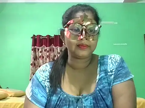 Snapshot of Kavya17 chatting on June 2026 02:03:02 PM Kavya17 online show from June 2026 02:03:02 PM