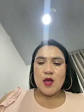 rousee69  online show from May 2026 06:31:02 AM