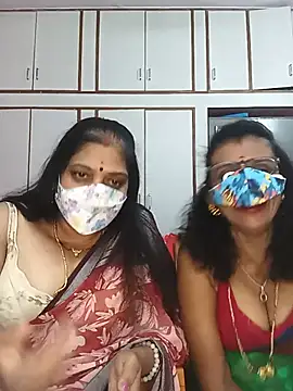 Snapshot of Kannada_telugu_lesbians chatting on June 2026 04:55:01 PM Kannada telugu lesbians online show from June 2026 04:55:01 PM