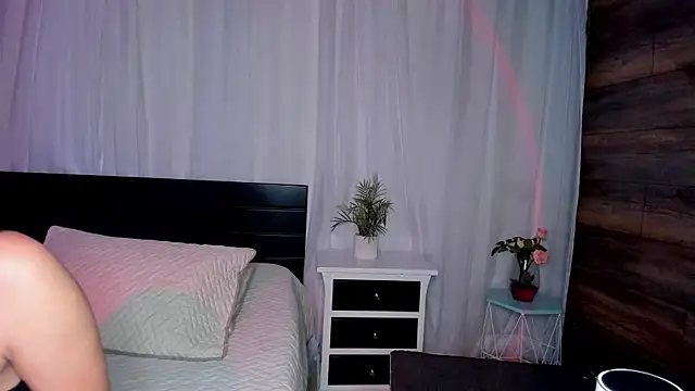 EvaSoto online show from July 2026 06:58:02 PM