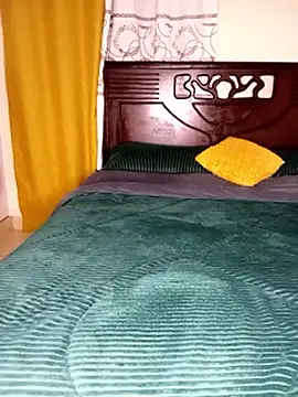 sexy girlyee online show from June 2026 05:12:02 PM
