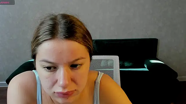 Shakira Lux online show from June 2026 01:06:01 AM