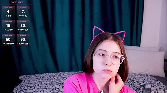 KatieAstol online show from June 2026 01:11:02 AM