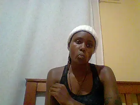 Snapshot of kiki8390 chatting on July 2026 04:36:02 AM kiki8390 online show from July 2026 04:36:02 AM