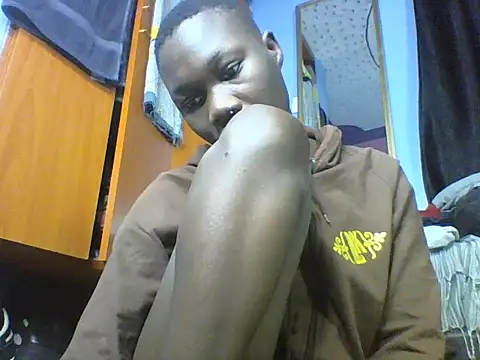 Snapshot of bluevile12 chatting on June 2026 04:11:02 PM bluevile12 online show from June 2026 04:11:02 PM