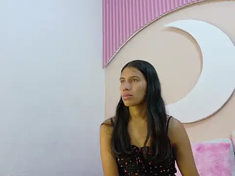 SamanthaLaurent online show from June 2026 07:17:01 PM