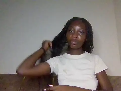 miss petite0 online show from June 2026 10:17:02 AM