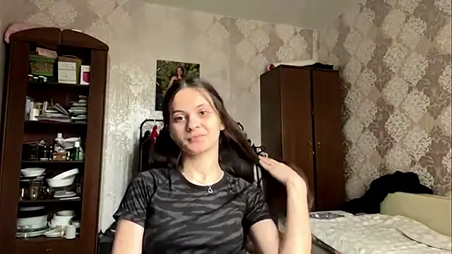Snapshot of MarlynSiefkes chatting on June 2026 01:05:02 PM MarlynSiefkes online show from June 2026 01:05:02 PM