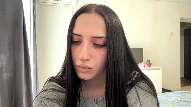 KiraJaydes online show from May 2026 12:31:02 PM