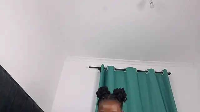 Dream Girlz online show from June 2026 07:14:01 PM