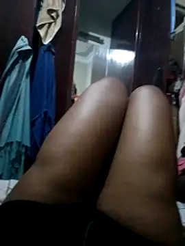 sexy slut22 online show from May 2026 05:52:01 PM