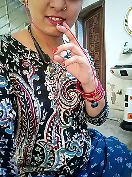 Snapshot of ZOYA-STRIP chatting on May 2026 08:42:01 AM ZOYA-STRIP online show from May 2026 08:42:01 AM