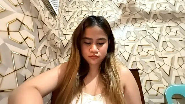 AngeliqueSimoson online show from May 2026 05:13:01 AM