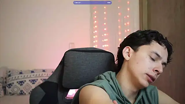 archi love online show from April 2026 05:21:01 AM