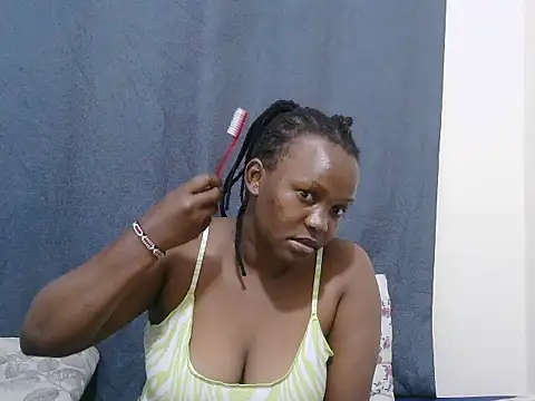 Snapshot of Cute_lyn chatting on June 2026 04:13:01 PM Cute lyn online show from June 2026 04:13:01 PM