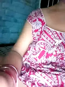 BEBO-HOTTY online show from May 2026 06:37:01 PM