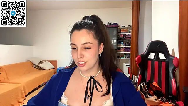 SweetFenomen67 online show from June 2026 07:05:01 PM
