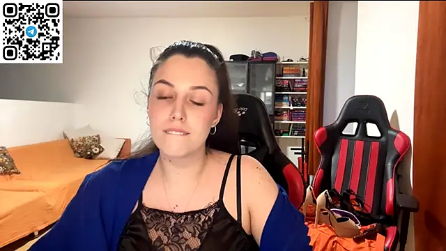 SweetFenomen67 online show from June 2026 07:05:01 PM