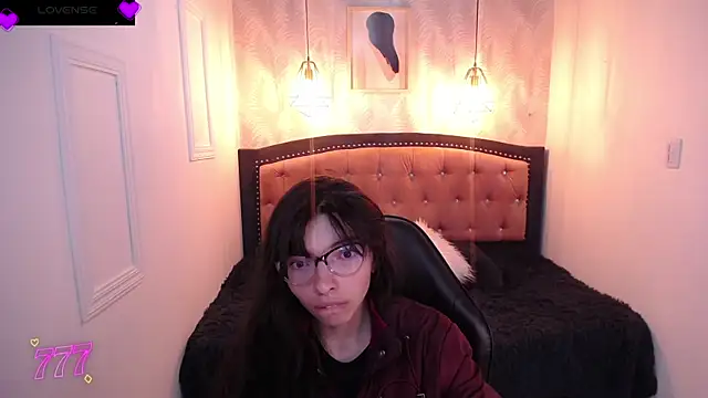 Snapshot of Allyshon_ chatting on July 2026 08:15:02 PM Allyshon online show from July 2026 08:15:02 PM