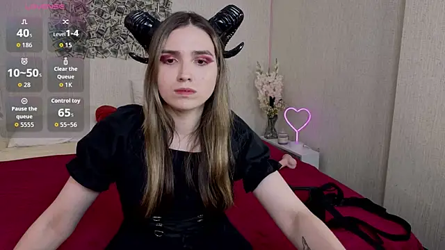 NocturneHuntress online show from June 2026 08:46:02 AM