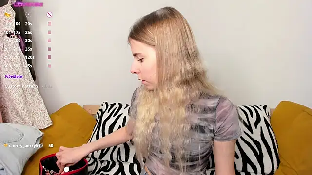 Honey Lia online show from May 2026 10:44:01 AM