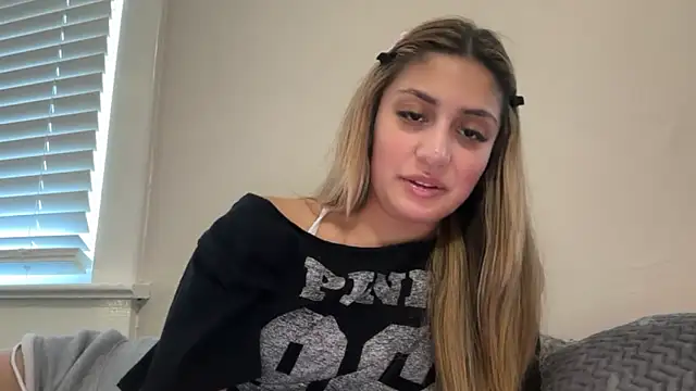 Badbihdani18 online show from June 2026 02:40:01 AM