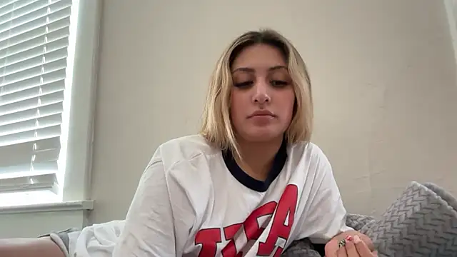 Badbihdani18 online show from June 2026 08:07:01 PM