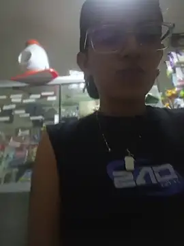 Snapshot of dangerousmuse chatting on June 2026 12:13:01 AM dangerousmuse online show from June 2026 12:13:01 AM
