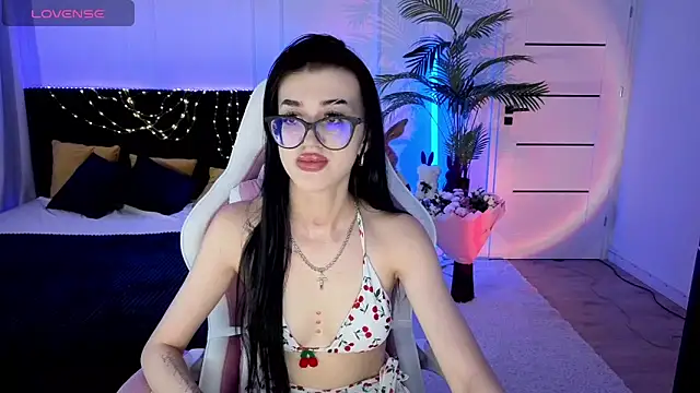 Ariella Me online show from June 2026 06:47:01 PM