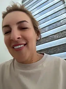 Hot-Milf4U online show from June 2026 12:44:02 PM