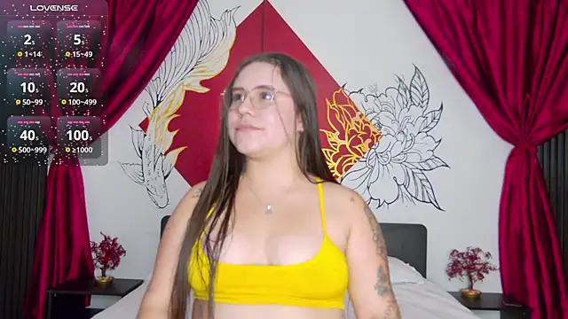 Lia Avalon online show from June 2026 12:04:02 PM