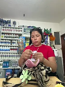 ISABELLA  LUNA online show from June 2026 01:58:02 PM