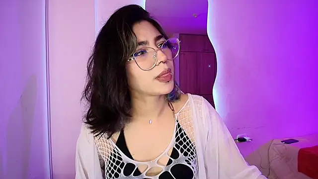 Alejaa storm online show from June 2026 01:10:01 PM
