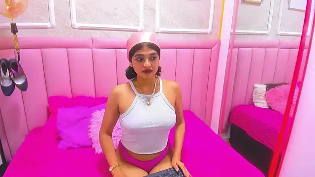 Snapshot of velvet_girll chatting on July 2026 03:45:01 AM velvet girll online show from July 2026 03:45:01 AM