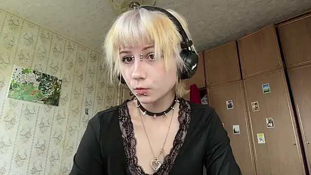 FatimahFroman online show from May 2026 07:48:01 AM