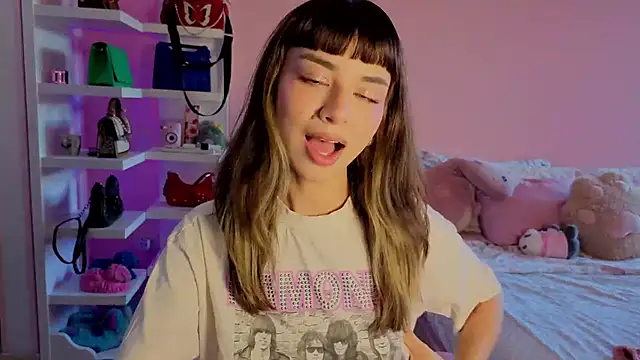 little rachel cute online show from July 2026 11:07:02 PM