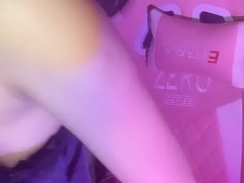 Uri sexy online show from June 2026 05:25:01 PM