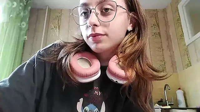 Michelllle online show from May 2026 09:14:02 AM