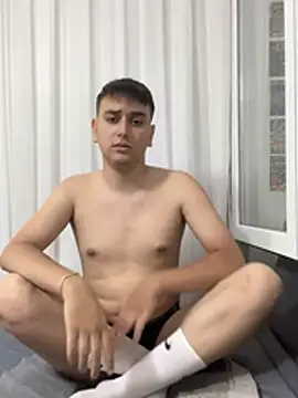 imjustaboyy1 online show from June 2026 05:28:01 PM