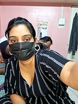 Hornyreshma online show from July 2026 10:44:02 AM
