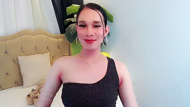 LexiLoreOnTop online show from June 2026 05:58:02 PM