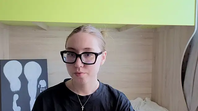  kitti meow  online show from June 2026 07:36:02 AM