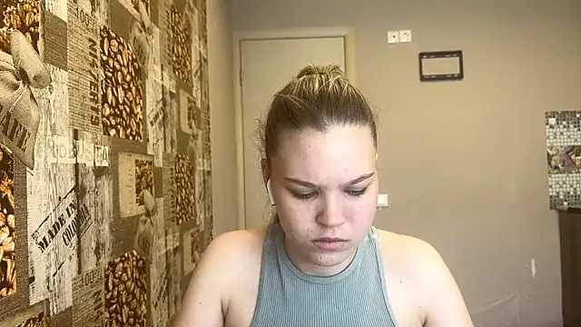HellyRay online show from June 2026 01:22:01 PM